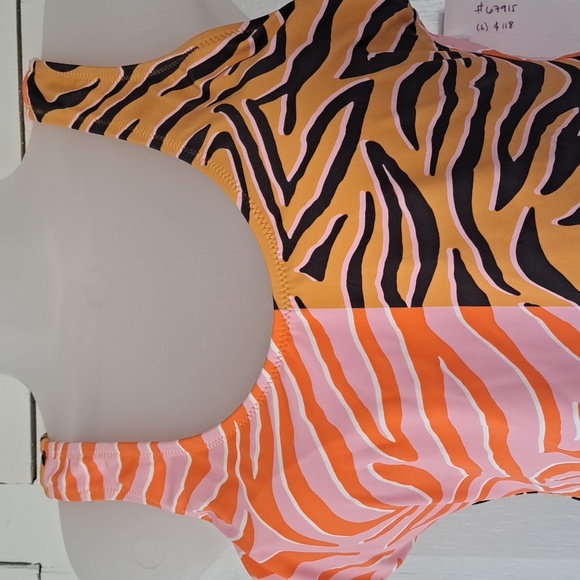 It's Now Cool Showtime Eco in Coral Flame One Piece Swimsuit SZ S NWT - Picture 3 of 10